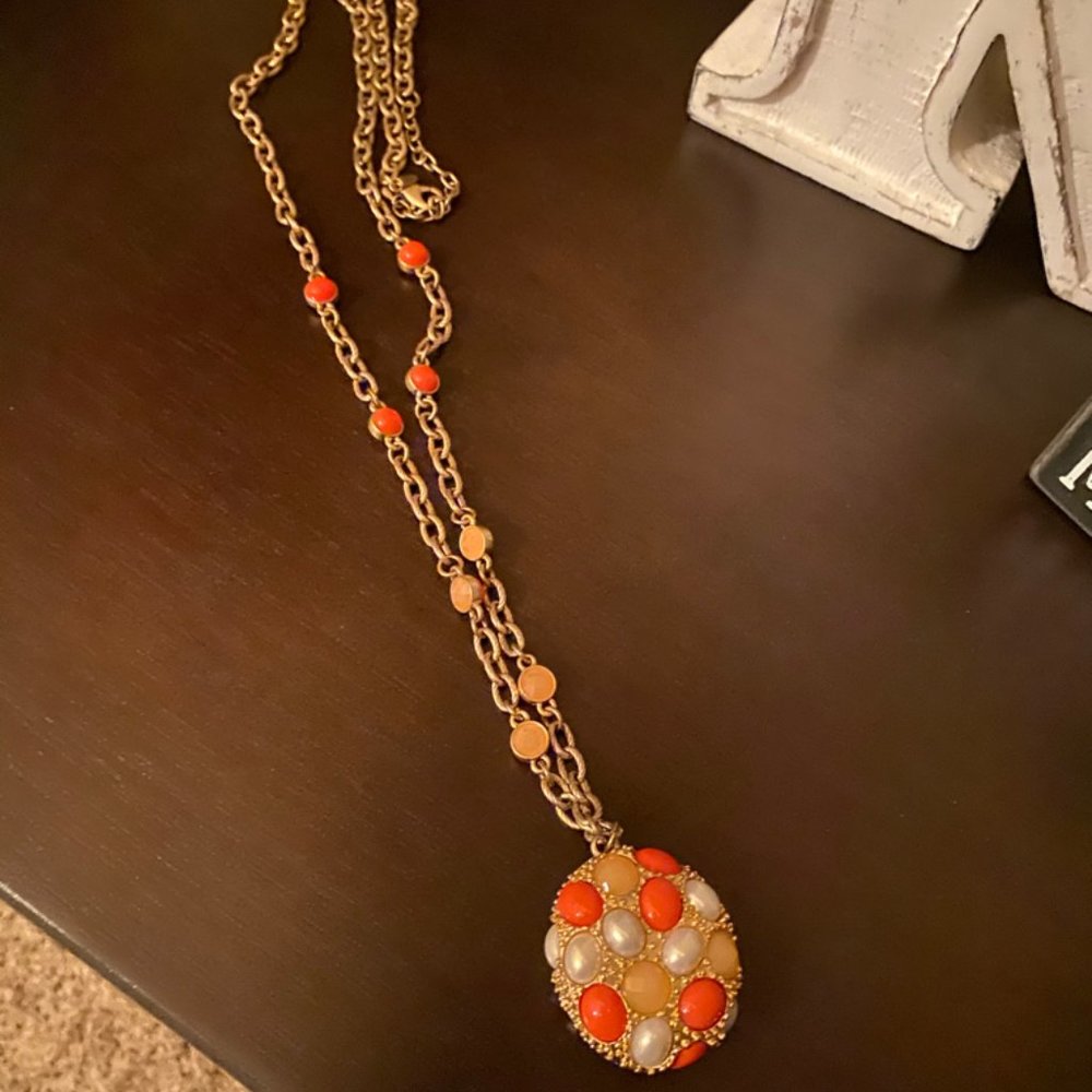 Coral and Pearl Necklace - Picture 3 of 3